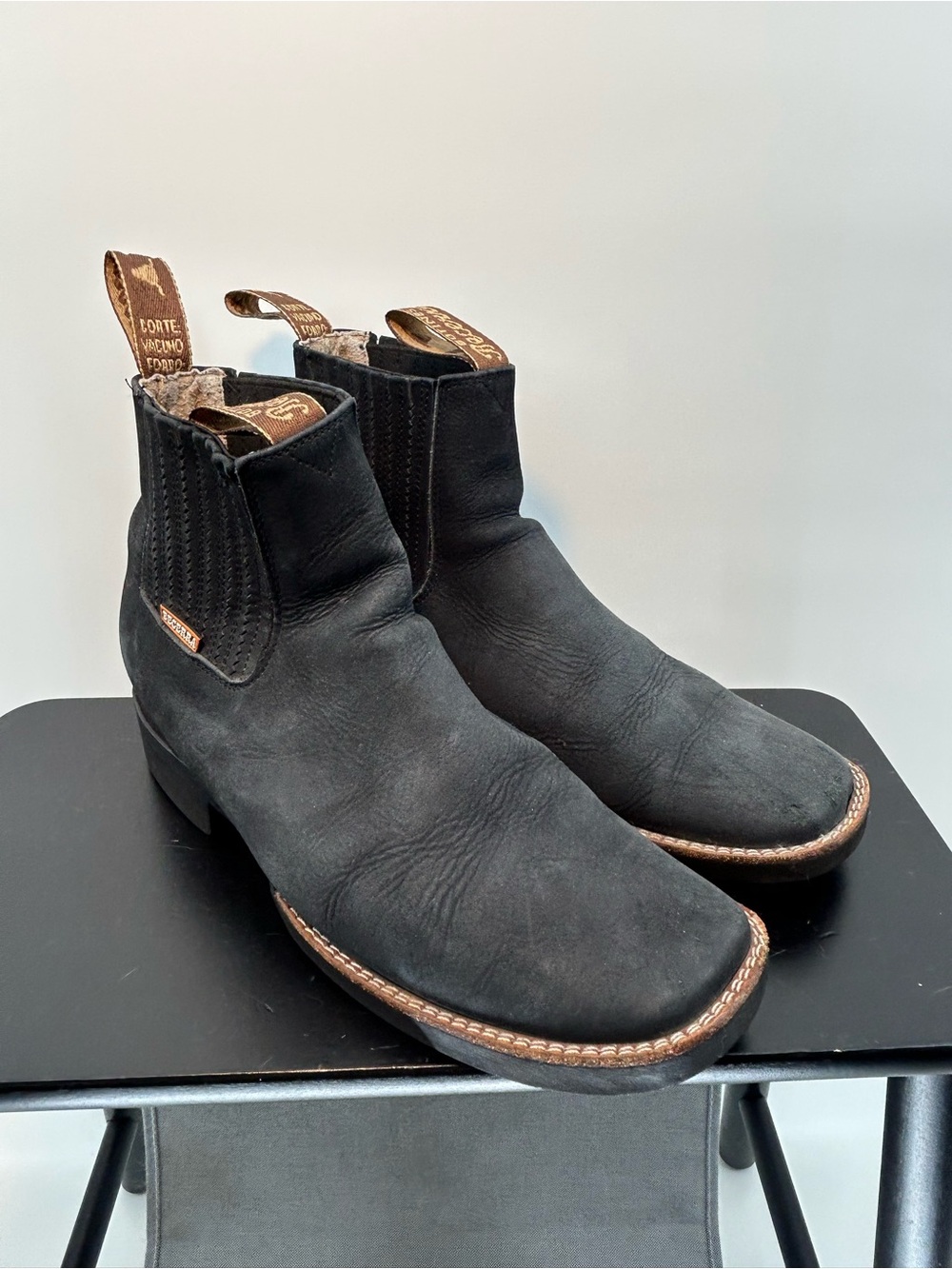 Ariat Men’s Black Suede Western Chelsea Boots